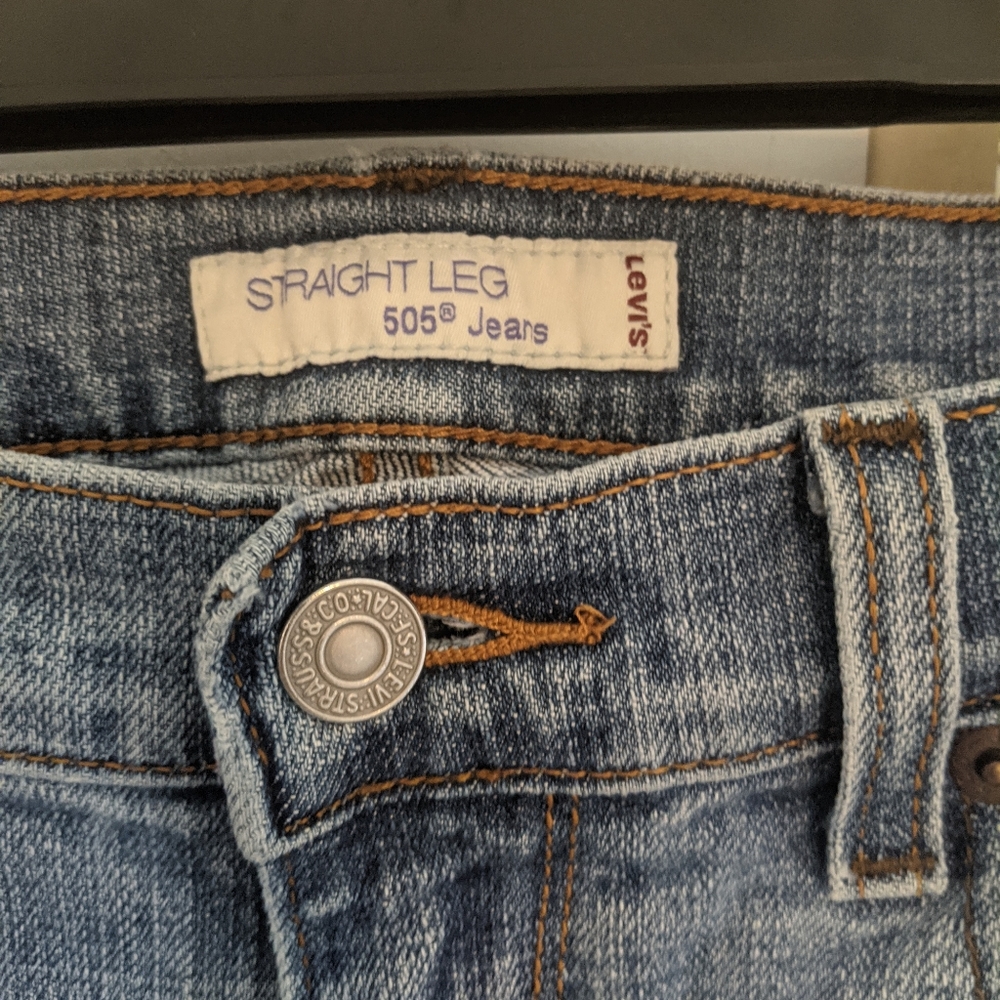 Vintage Levi's 505 Straight Leg Jeans